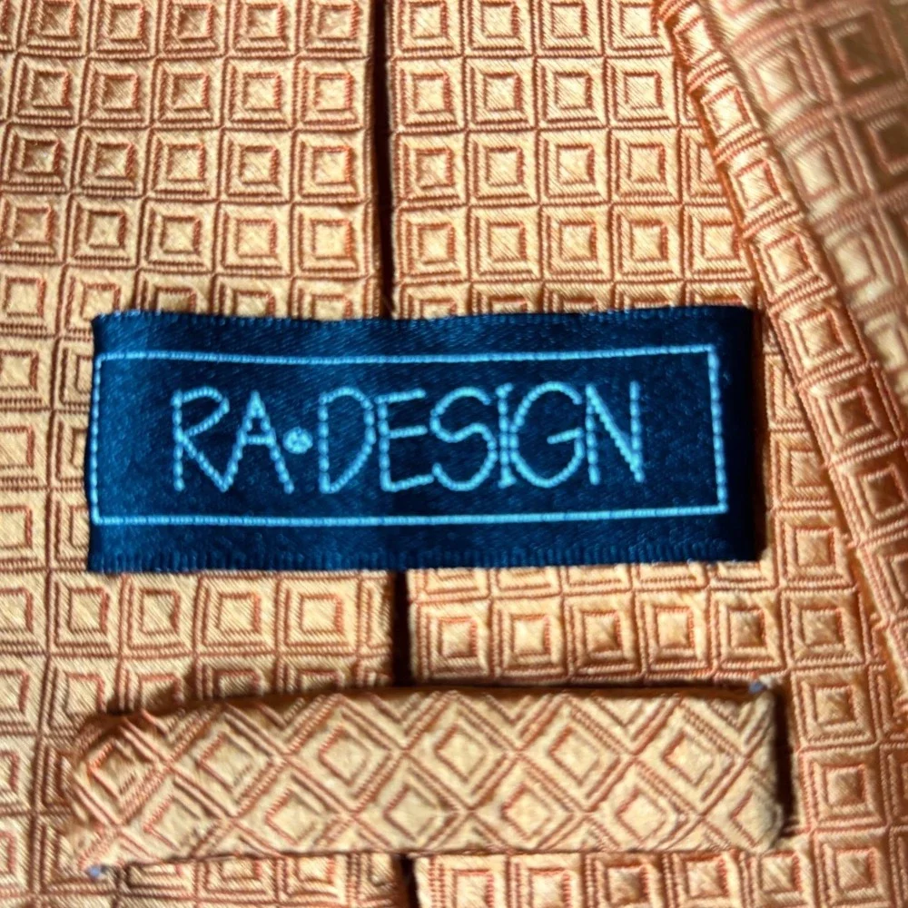 RA-DESIGN Mens Silk Tie Gold Orange Geometric Square Pattern Hand Made Italian